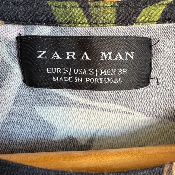Zara Man Short Sleeve Tropical Forest T-Shirt Black Size Small Floral Casual - Picture 2 of 8